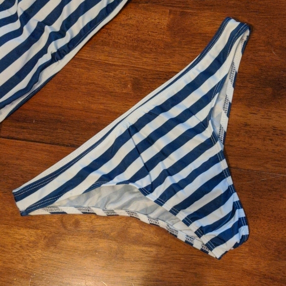 FINAL PRICE NWOT striped swimsuit - Picture 5 of 5